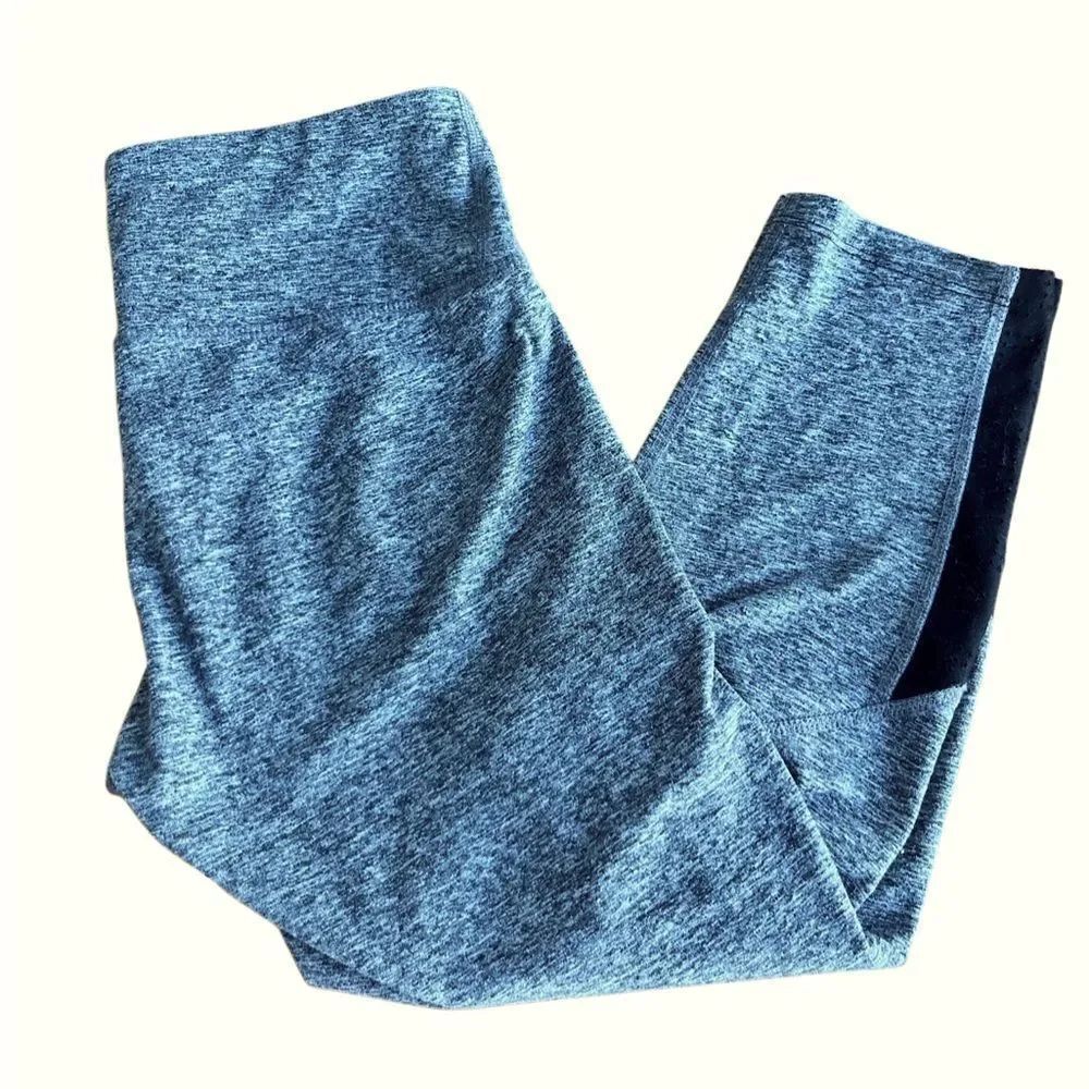 Champion Cropped Gray Leggings | Women’s Small | High Waist Pocket